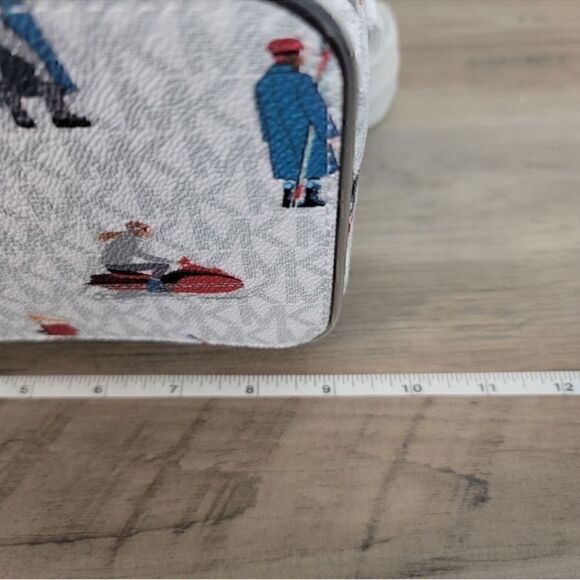 Michael Kors Jet Set Girls Adina Backpack - Picture 9 of 12